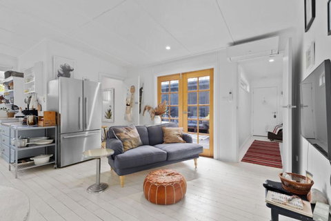 Adrift - Pet-friendly - 5 Min Walk To Bay - Rustic Charm - Kawana Tourism 1