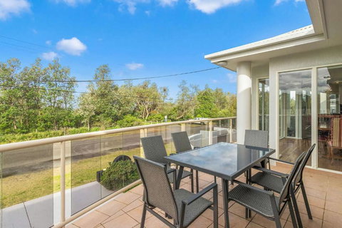 Aegean On The Beach - Kawana Tourism 2