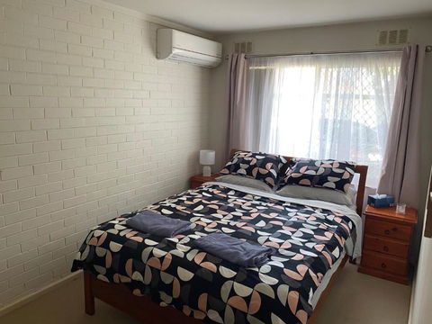 Affordable Inglewood Apartment+Pool - Kawana Tourism 1