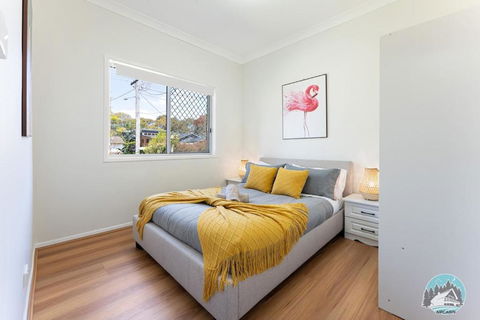 Aircabin - Gorokan - Comfy - 4 Beds Holiday House - Kawana Tourism 4