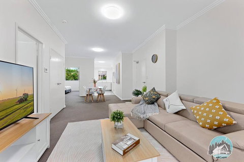 Aircabin - Wentworthville - 2 Beds Apt Free Park - Kawana Tourism 2