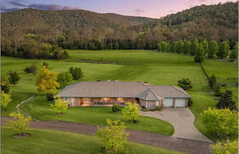 Aircabin - Wyong Creek - Comfy Rural Retreat House - Kawana Tourism 0