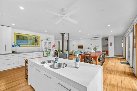 Aireys Bush Retreat - Kawana Tourism 2