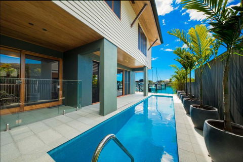 Airlie Beach Marina-Front Luxury At 10 The Cove - Kawana Tourism 2