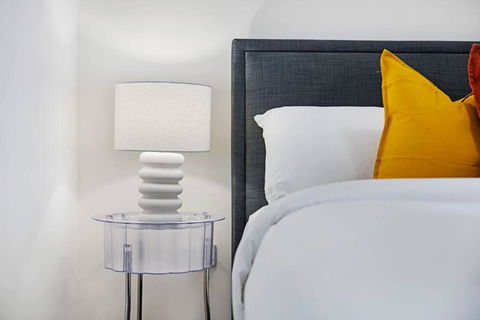 Airport And Waterview Retreat - Kawana Tourism 1
