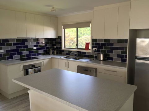 Airy Beach Escape In Ventnor - Kawana Tourism 1