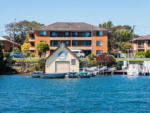 Akuna 3 Ground Floor Opposite Wallis Lake - Kawana Tourism 0
