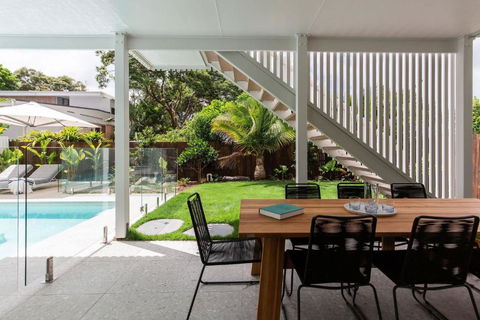 AL Sole - 4 Bedrooms - Pool - Location - Kawana Tourism 2