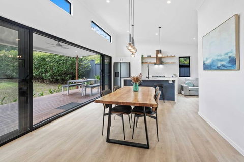 Alawara - Private Studio On Estate Escape - 2B1B - Kawana Tourism 0