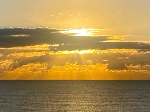 Alex Beachfront 3 Brm Apartment - 9th Floor - Kawana Tourism 4