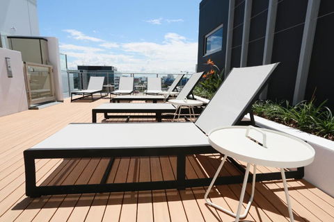 Alex Perry Hotel & Apartments - Kawana Tourism 2