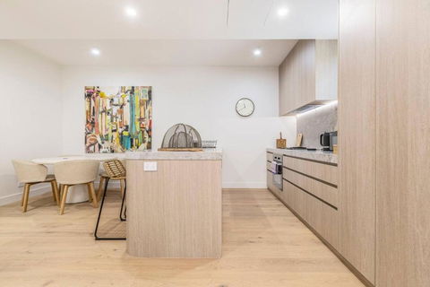 Alexandra Elegance - Riverside Living In Style - Kawana Tourism 2