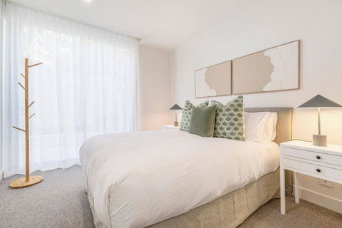 Alexandra Elegance - Riverside Living In Style - Kawana Tourism 3