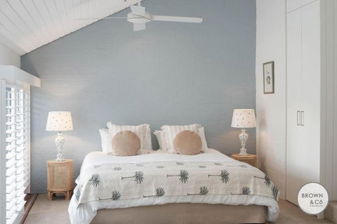 Alice Bayona 7 - Little Cove - Kawana Tourism 0