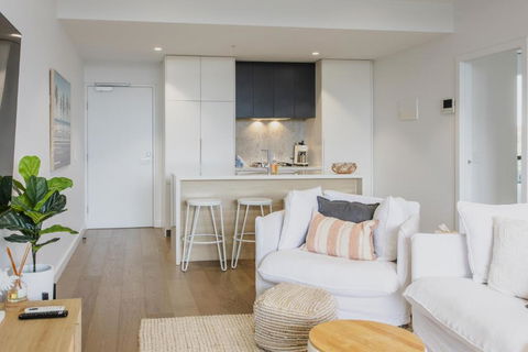 Alkira Luxe - 100m To Shops - Sleeps 4 - Kawana Tourism 4