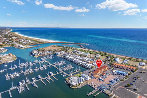 All Decked Out, Geographe Marina - Kawana Tourism 2