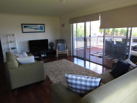 All Decked Out In Turton - Kawana Tourism 3