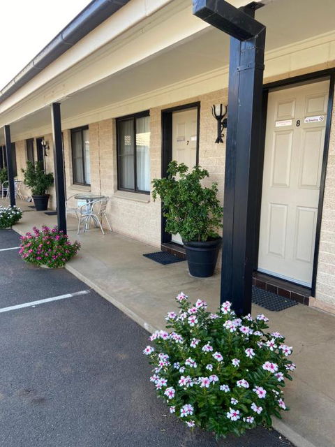 All Seasons Motor Lodge - Kawana Tourism 4