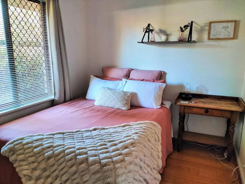 All The Comforts By The Lake - Kawana Tourism 0