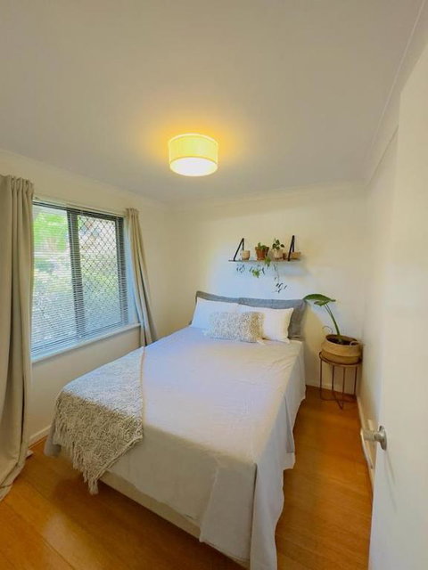 All The Comforts By The Lake - Kawana Tourism 2