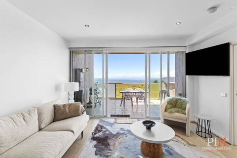 All The Views 2 Bedroom App San Remo - Kawana Tourism 1