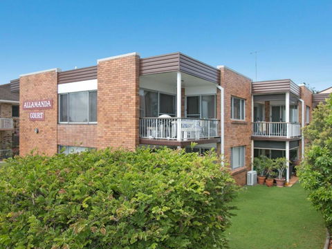 Allamanda Court Unit 6 - Kawana Tourism 1