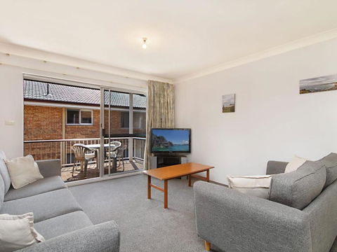 Allamanda Court Unit 6 - Kawana Tourism 2