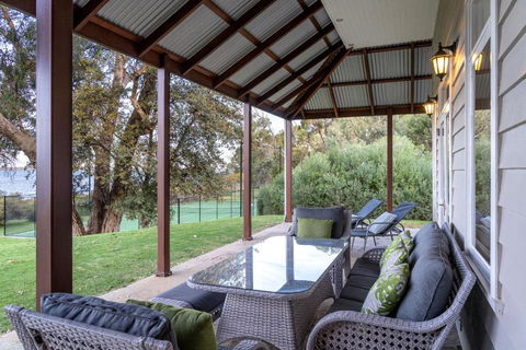 Allandale I Private Properties - Kawana Tourism 3