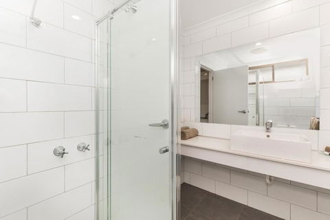 Allara Motor Lodge - Kawana Tourism 2