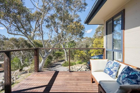 Alleura House Serene Bushland 4BR Families Groups - Kawana Tourism 3