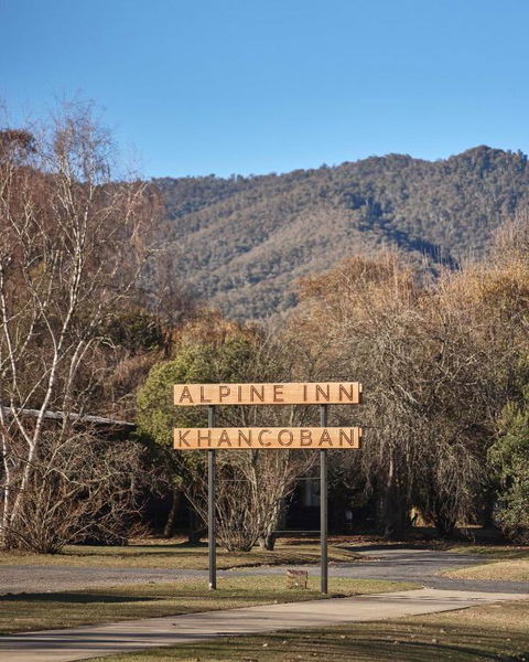 Alpine Inn - Kawana Tourism 1