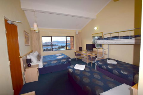 Alpine Resort Motel - Kawana Tourism 3