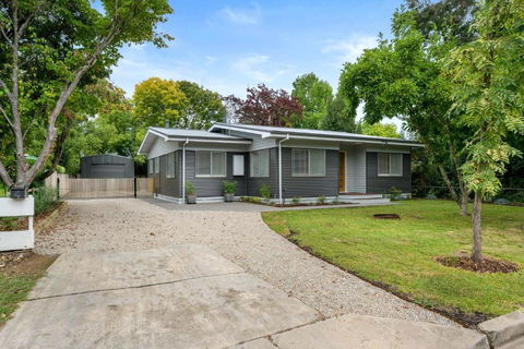 Alpine View Cottage - Kawana Tourism 0
