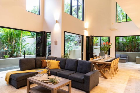 Amalfi - Port Douglas, Luxury In The Centre Of Town - Kawana Tourism 0
