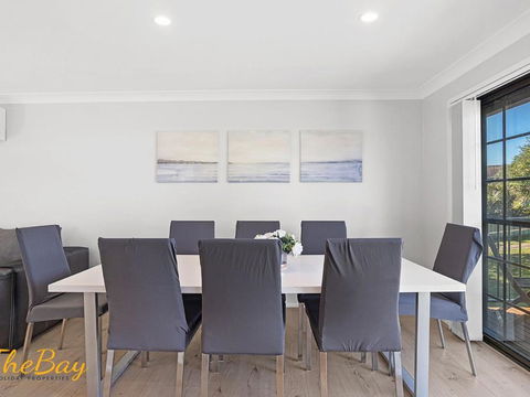Amaroo Cres No 20 Fingal Bay Holiday Home - Kawana Tourism 3
