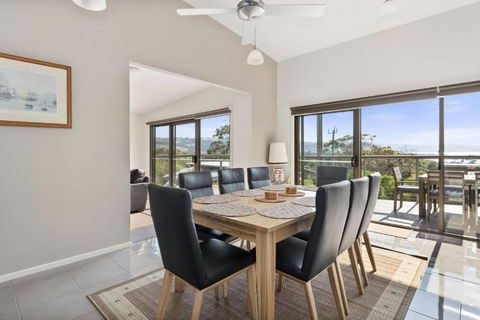 Amaroo - Kawana Tourism 2