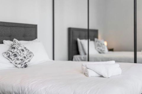 Amazing 1BR Apartment W Pool - Kawana Tourism 3