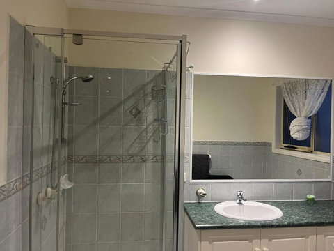 Amazing Private Bedrooms In Doncaster East Near School - Kawana Tourism 2