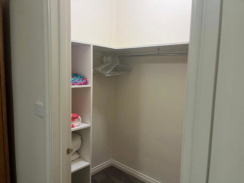 Amazing Private Bedrooms In Doncaster East Near School - Kawana Tourism 4
