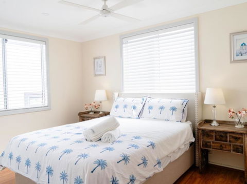 Amazing Views - 3 Bed Malabar - Kawana Tourism 1