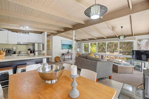 Amongst The Ti Trees Rye - Kawana Tourism 0