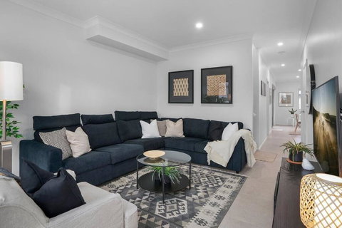 Andrica House - Your Southern Highlands Retreat! - Kawana Tourism 0