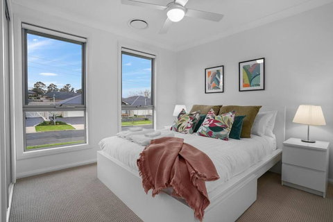 Andrica House - Your Southern Highlands Retreat! - Kawana Tourism 3