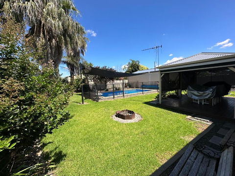 Anglers Paradise Yarrawonga - Kawana Tourism 1