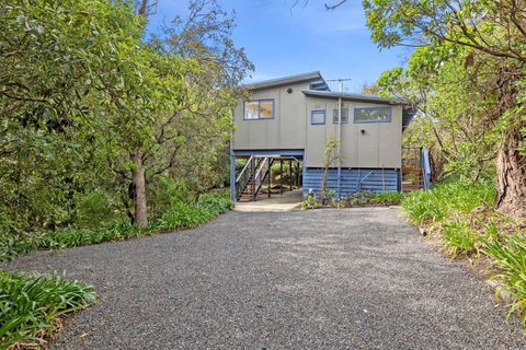 Anglesea Beach Retreat - Kawana Tourism 2