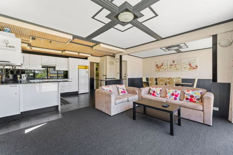 Alpine Mountain View 39 - 3BR L Swimming Pool L Air-Con L WiFi - Kawana Tourism 0