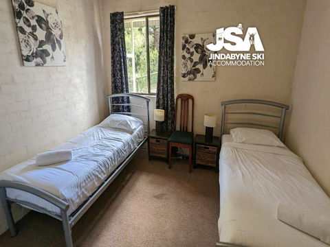 Alpine Mountain View Kirwan 48 - Kawana Tourism 4