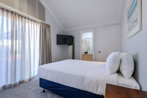 Albany Bayside By The BnB Collection - Kawana Tourism 3