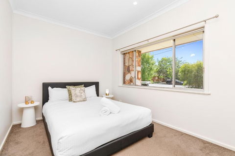 Altus Wagga Apartments - Kawana Tourism 0