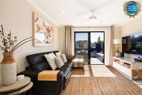 Alkira - Pet Friendly - 4 Mins Walk To Beach - Kawana Tourism 1
